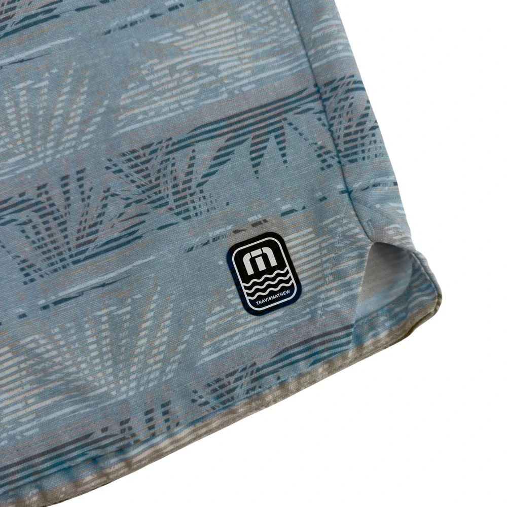 TravisMathew Mens Blue Palm Stripe‎ Board Shorts Swim Trunks Size 38 Stretch